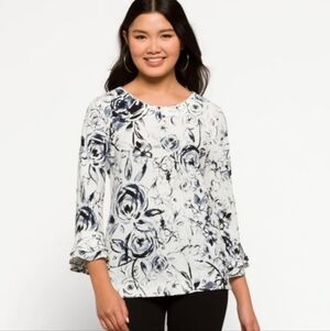 Karl Lagerfeld Floral Pullover Trumpet Sleeve Blouse Black White Plus Size 1X